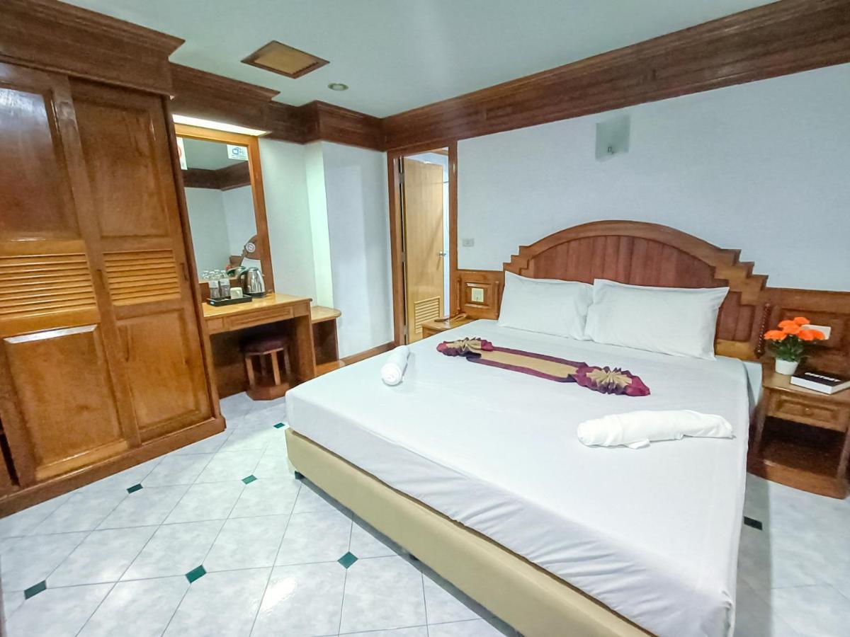 Black Pearl Patong Beachfront Cameră foto
